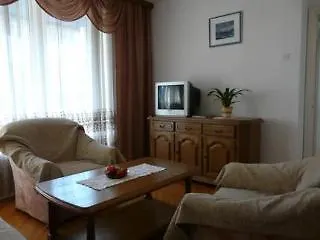 Petrunjela Otel *